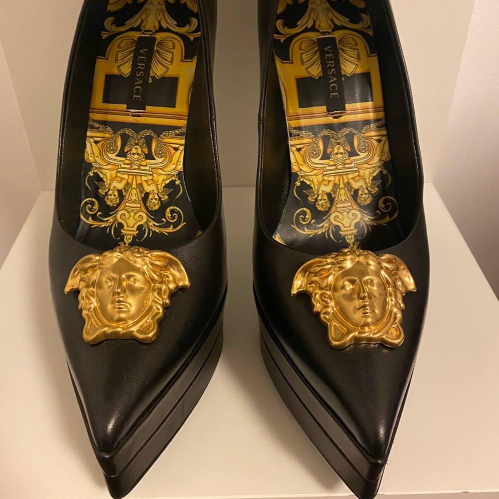 Versace Medusa 105 Platform Palazzo Pumps